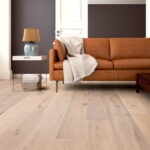 Parketa DUB ASTIG kartáčovaný olejovaný biely 52LHÖSCL15 EI55