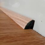 Soklová lišta masív – oblá Dub natur 14 x14x 2440mm