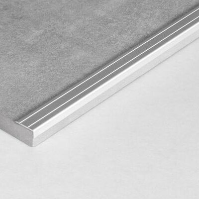 Schodový profil 10 x 24,5mm, hliníkový samolepiaci 270cm